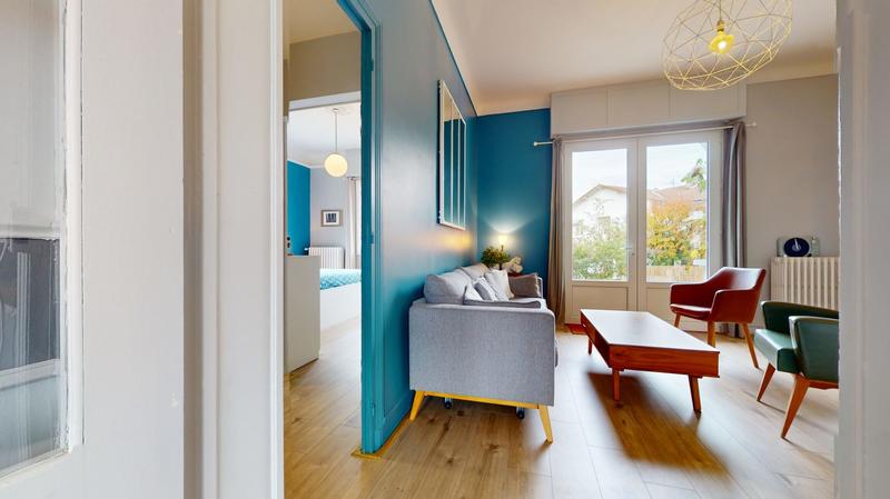 Maison traditionnelle - 109 m² - 6 pièces