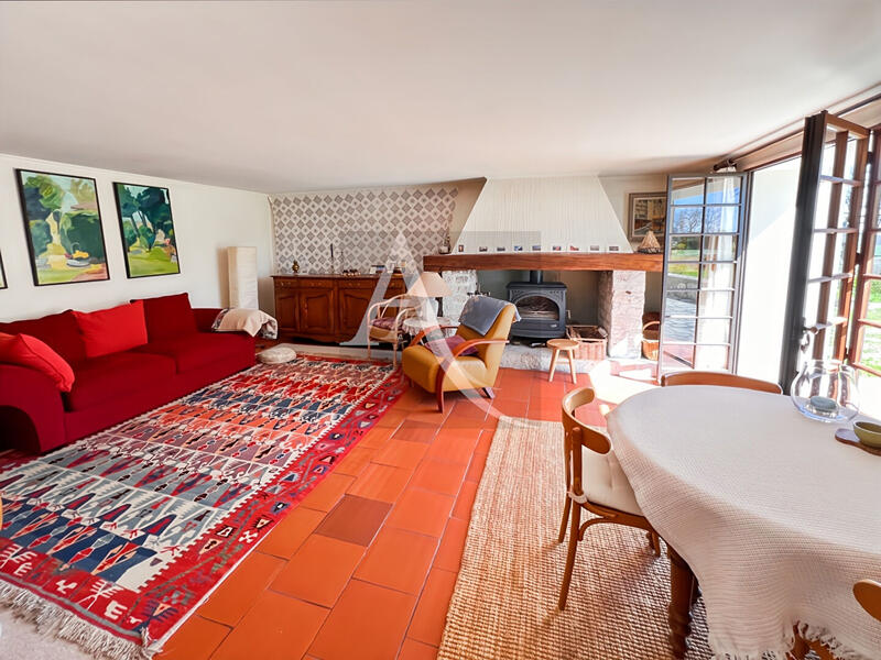 Maison - 109 m² - 5 pièces