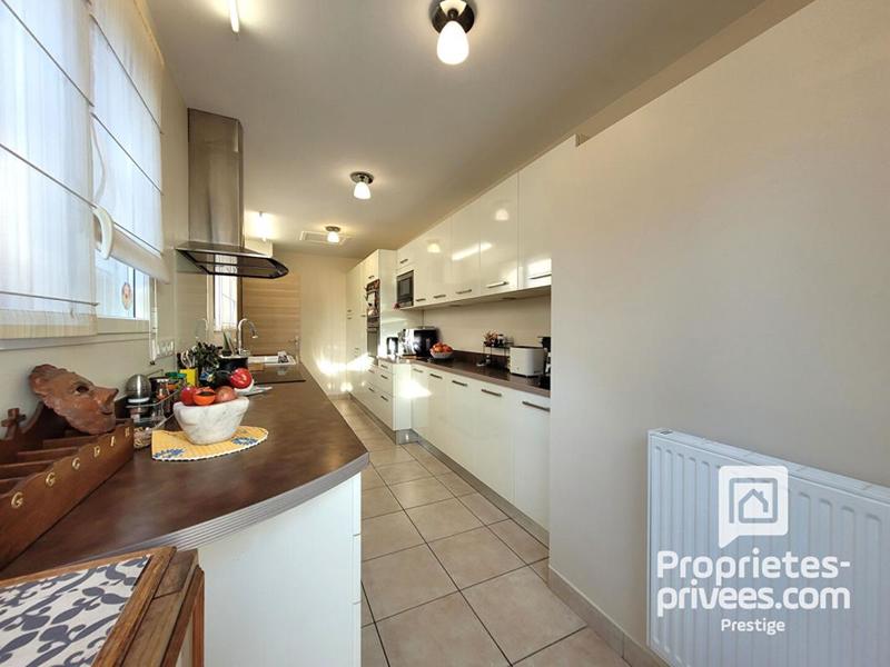 Maison - 172 m² - 7 pièces