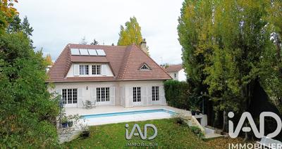 Maison de maîtres - 211 m² - 8 pièces