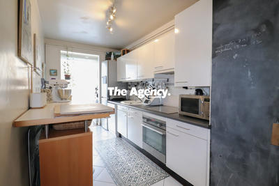 Appartement - 86 m² - 4 pièces