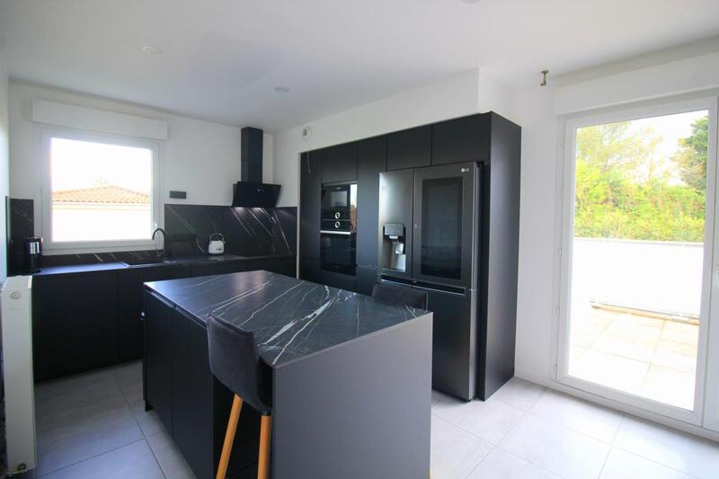 Appartement - 84 m² - 4 pièces