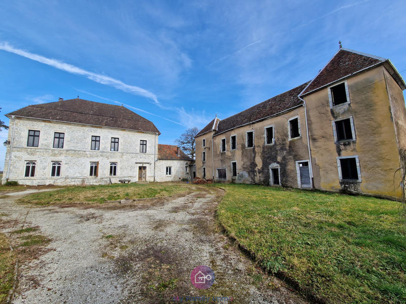 Château - 1 400 m² - 23 pièces