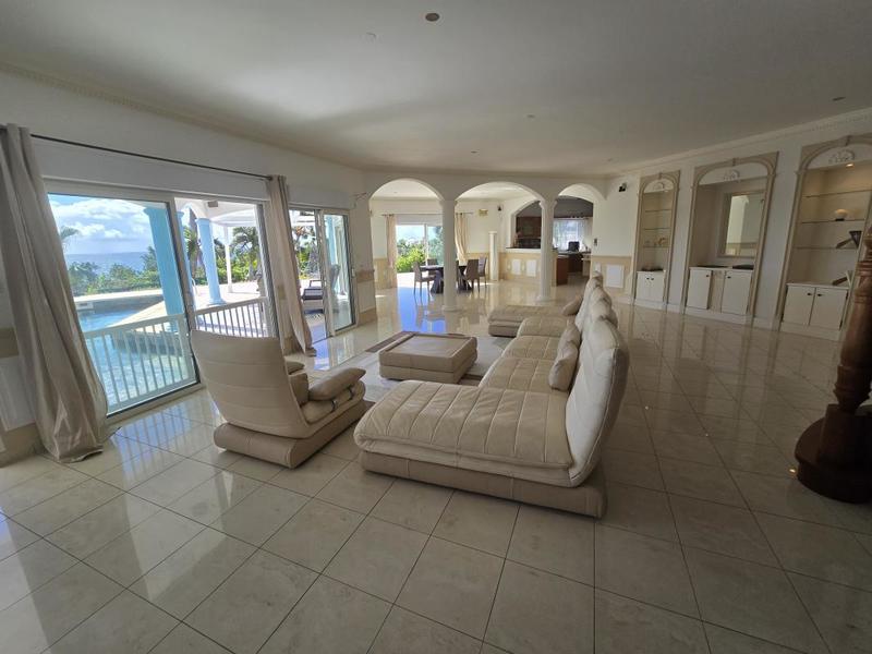 Villa - 360 m² - 7 pièces