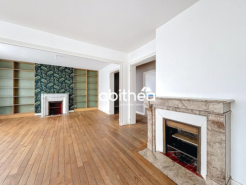 Appartement - 126 m² - 6 pièces