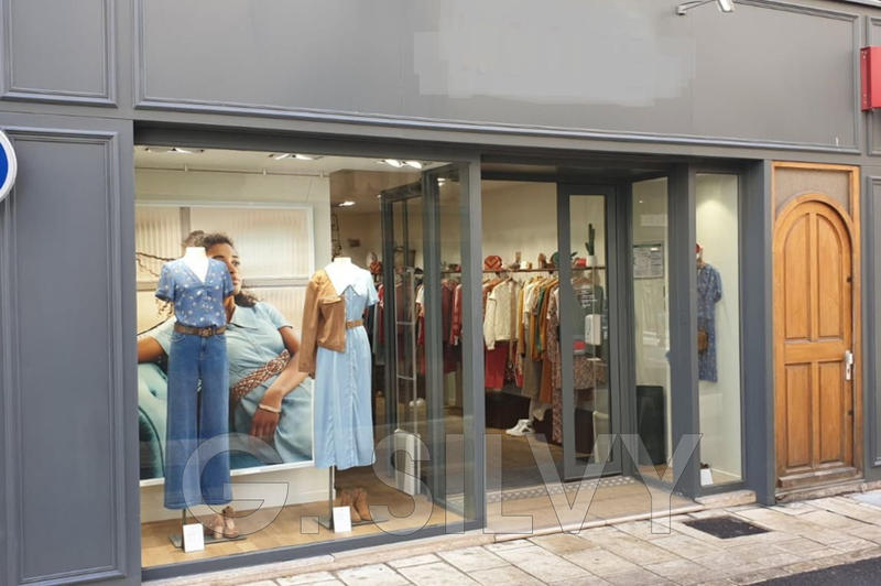 Fonds de commerce - Magasins - 75 m²