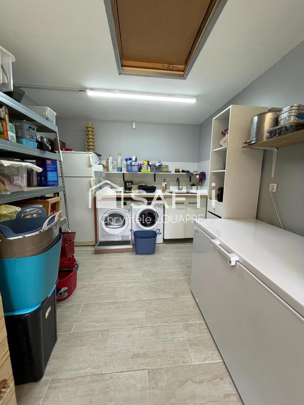 Maison - 180 m² - 6 pièces