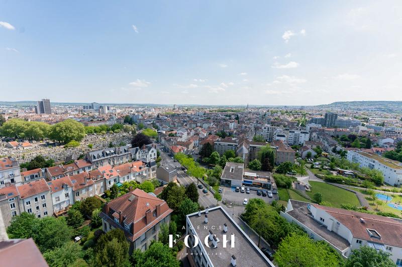 Appartement - 72 m² - 4 pièces