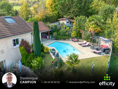 Maison - 197 m² - 7 pièces