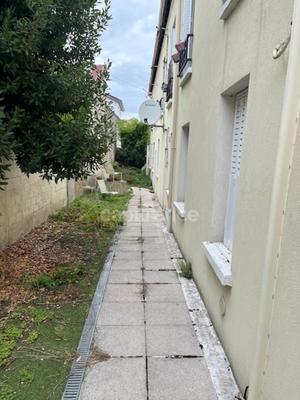 Immeuble - 157 m² - 2 pièces