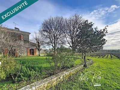 Maison - 200 m² - 9 pièces