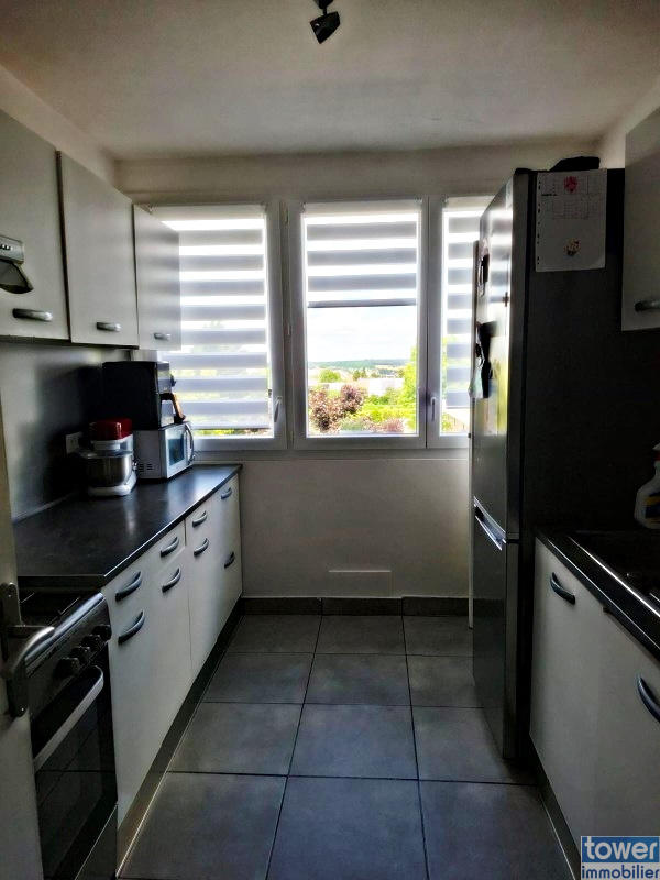 Appartement - 90 m² - 5 pièces