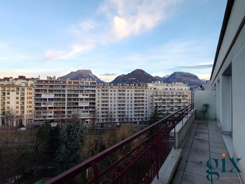 Appartement - 64 m² - 3 pièces