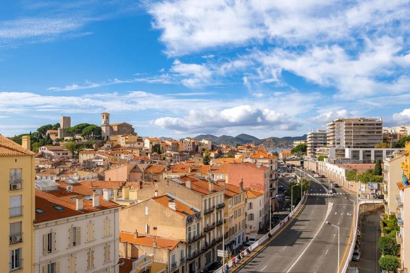 Appartement - 128 m² - 4 pièces