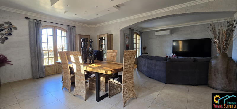 Maison - 160 m² - 8 pièces