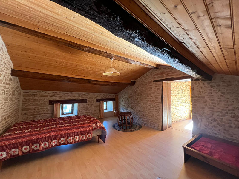 Maison - 190 m² - 7 pièces