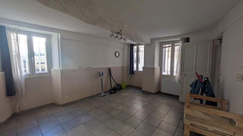 Maison - 93 m² - 5 pièces