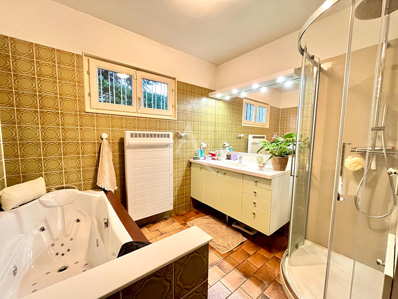 Maison - 135 m² - 8 pièces