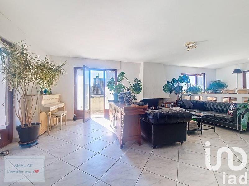 Maison - 226 m² - 9 pièces