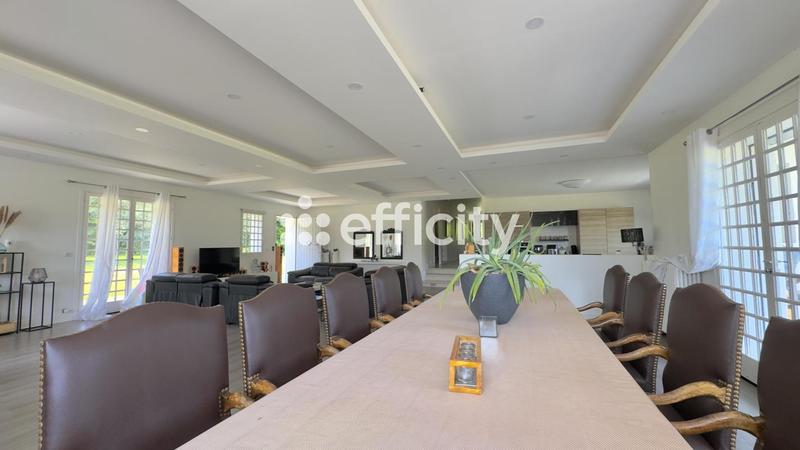 Maison de campagne - 224 m² - 9 pièces