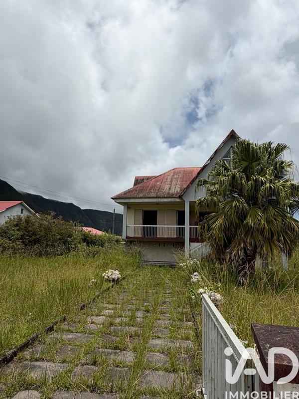 Maison - 250 m² - 10 pièces