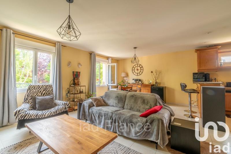 Appartement - 99 m² - 5 pièces