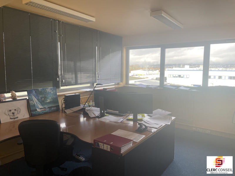 Bureau - 194 m²