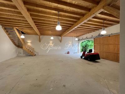 Manoir - 560 m² - 6 pièces