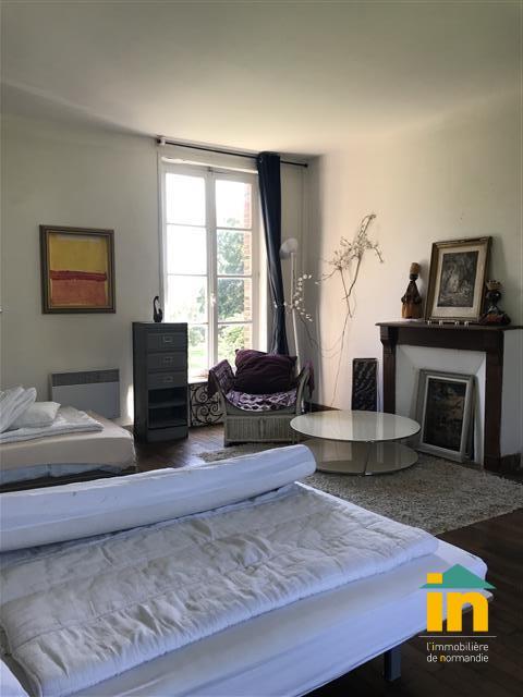 Demeure - 286 m² - 12 pièces