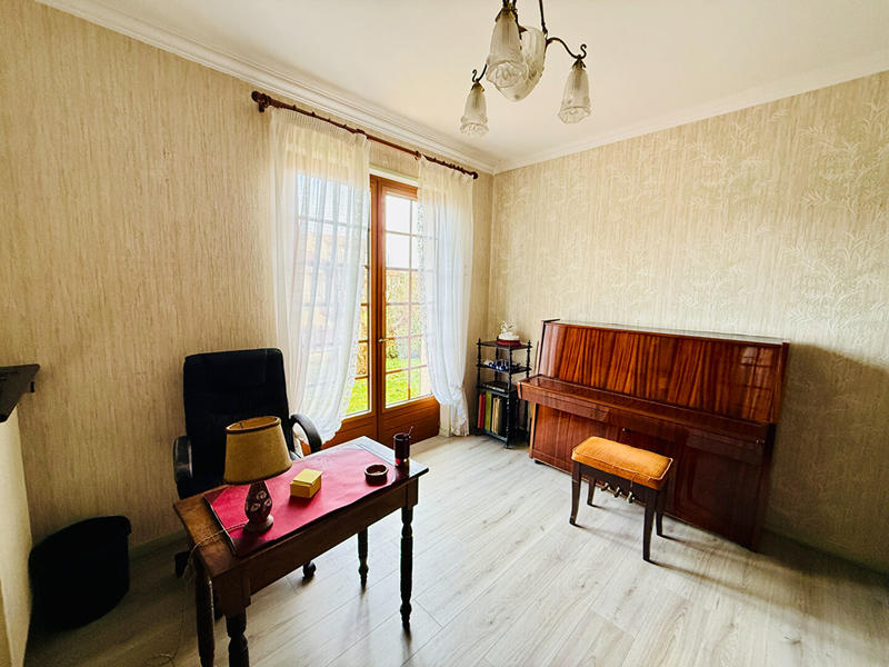 Maison - 195 m² - 7 pièces