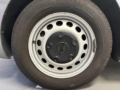 Opel Vivaro Fourgon Fgn L2 2.0 Diesel 120 Ch Bva8 Pack Business