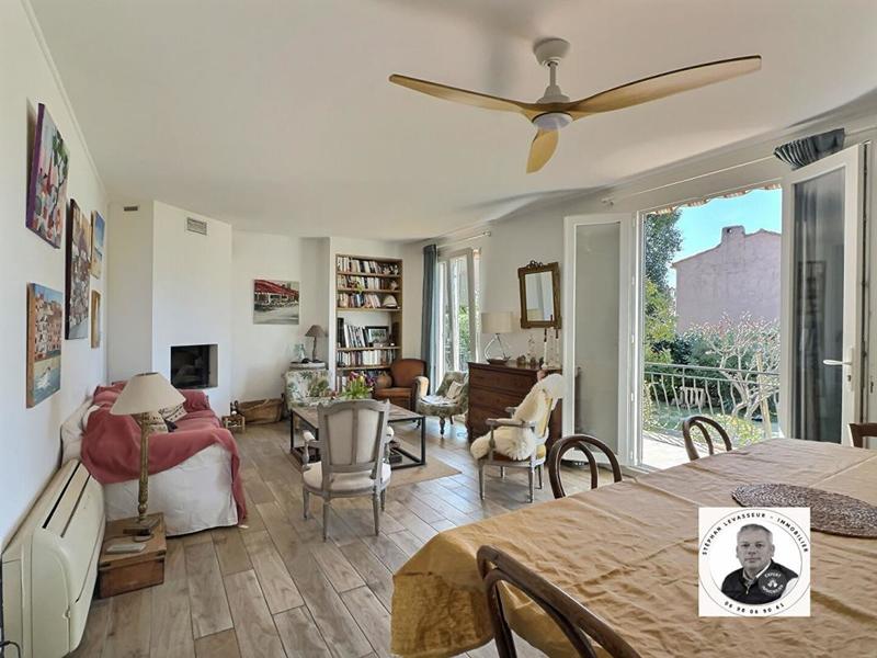 Maison - 177 m² - 6 pièces