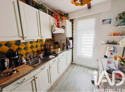 Maison - 84 m² - 4 pièces