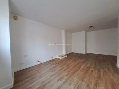 Appartement - 112 m² - 3 pièces