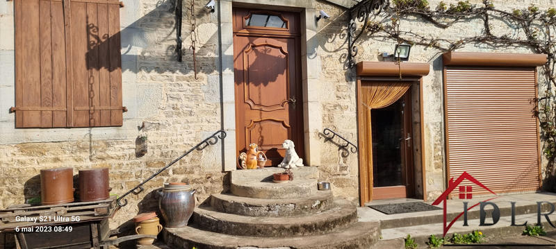 Maison de village - 291 m² - 11 pièces