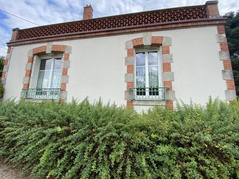 Maison - 256 m² - 9 pièces