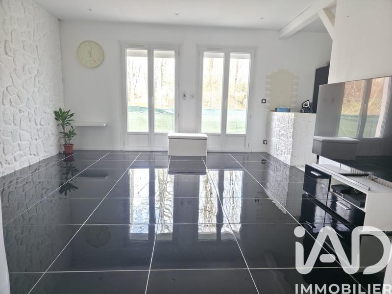 Maison - 110 m² - 5 pièces