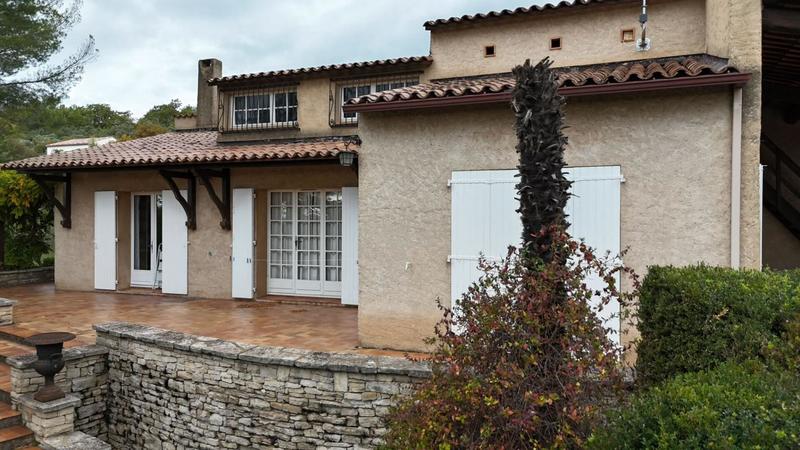 Maison - 175 m² - 5 pièces