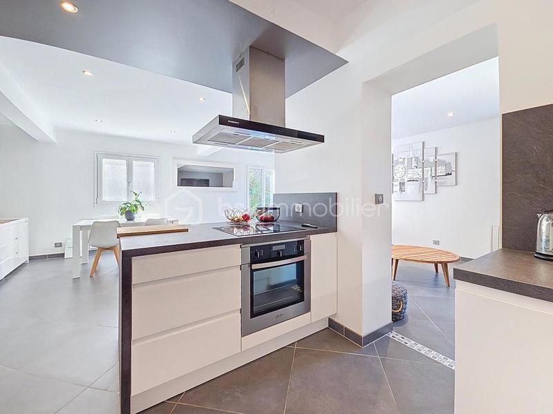 Maison - 115 m² - 6 pièces