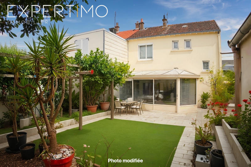 Maison - 94 m² - 6 pièces