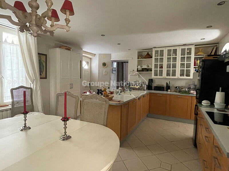 Maison de ville - 160 m² - 6 pièces