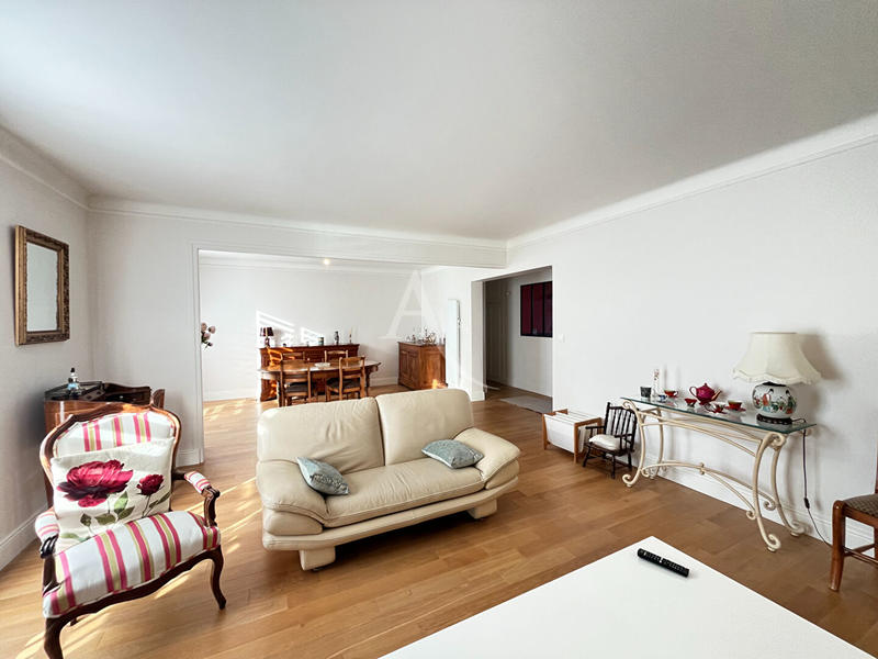 Appartement - 96 m² - 4 pièces