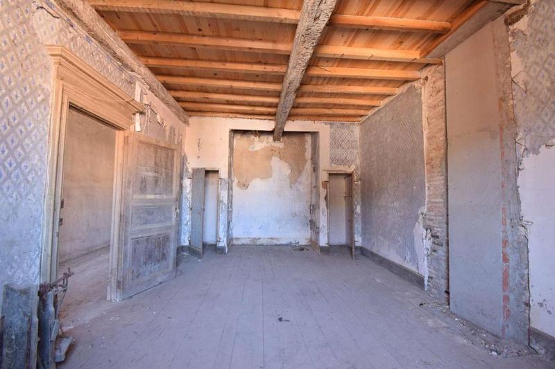 Maison de village - 259 m² - 6 pièces