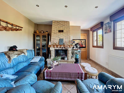 Maison - 93 m² - 6 pièces