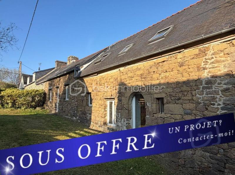 Maison - 350 m² - 25 pièces