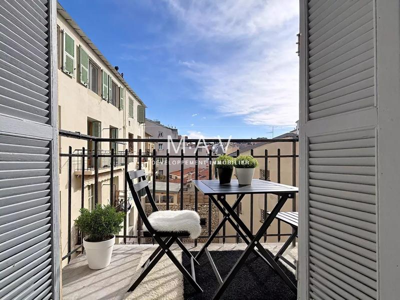 Appartement - 83 m² - 4 pièces