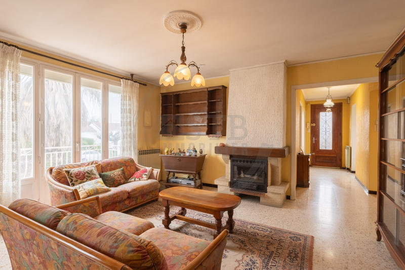 Maison - 147 m² - 6 pièces