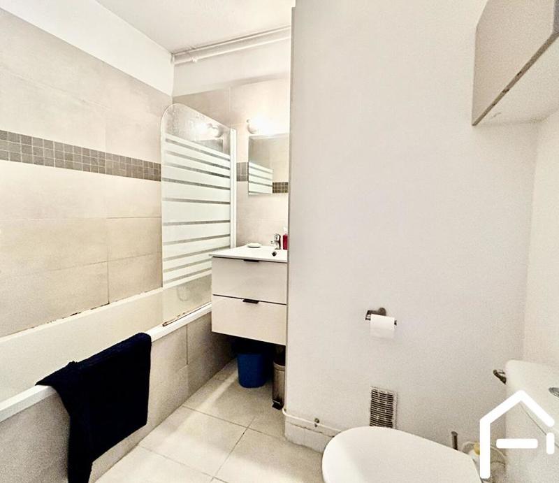 Studio - 28 m² - 1 pièce