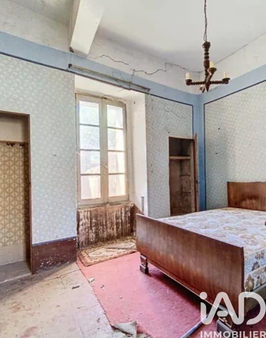 Maison - 340 m² - 4 pièces