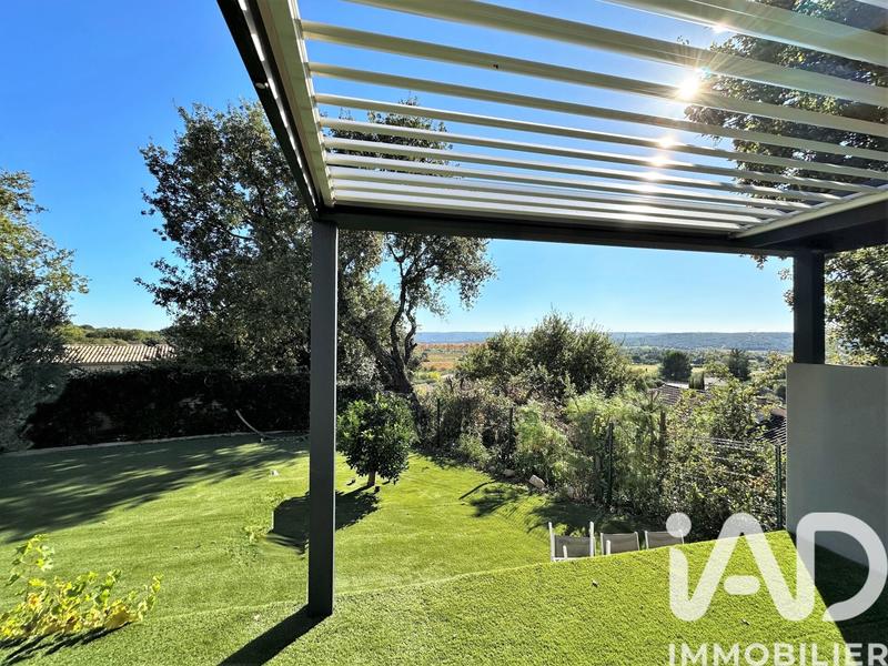 Maison - 207 m² - 6 pièces